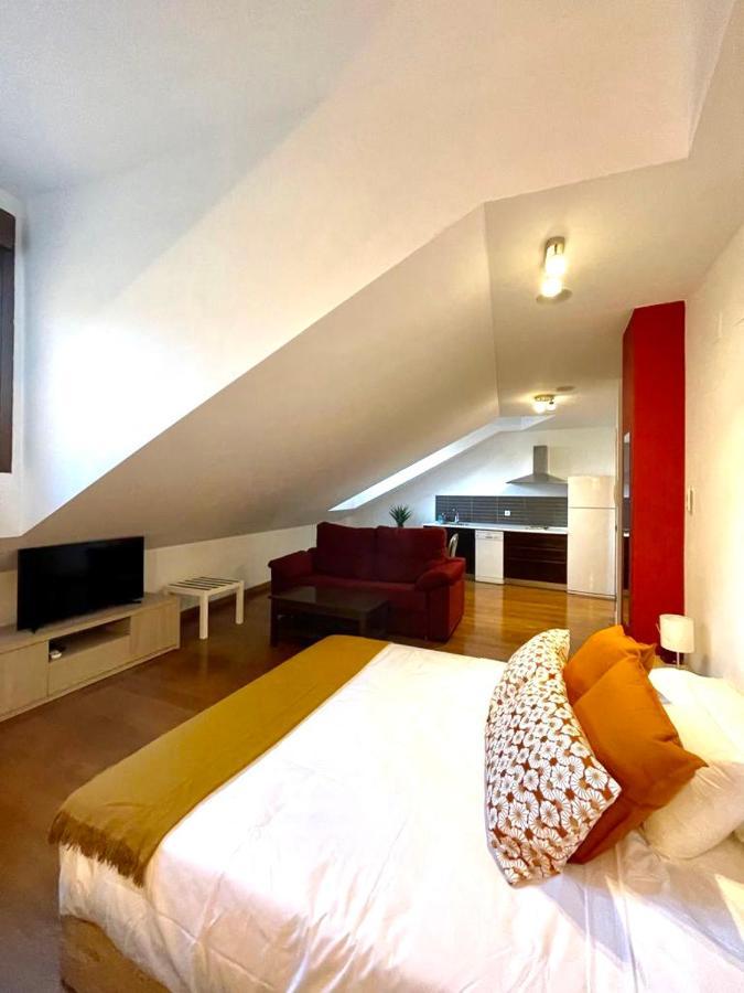 Apartamentos San Antonio Aranda de Duero Εξωτερικό φωτογραφία