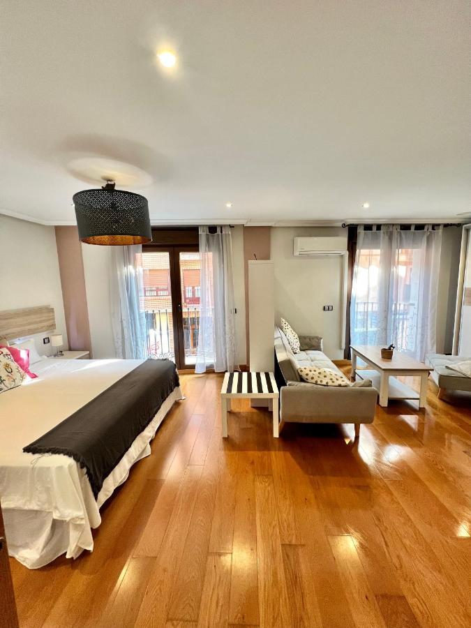 Apartamentos San Antonio Aranda de Duero Εξωτερικό φωτογραφία