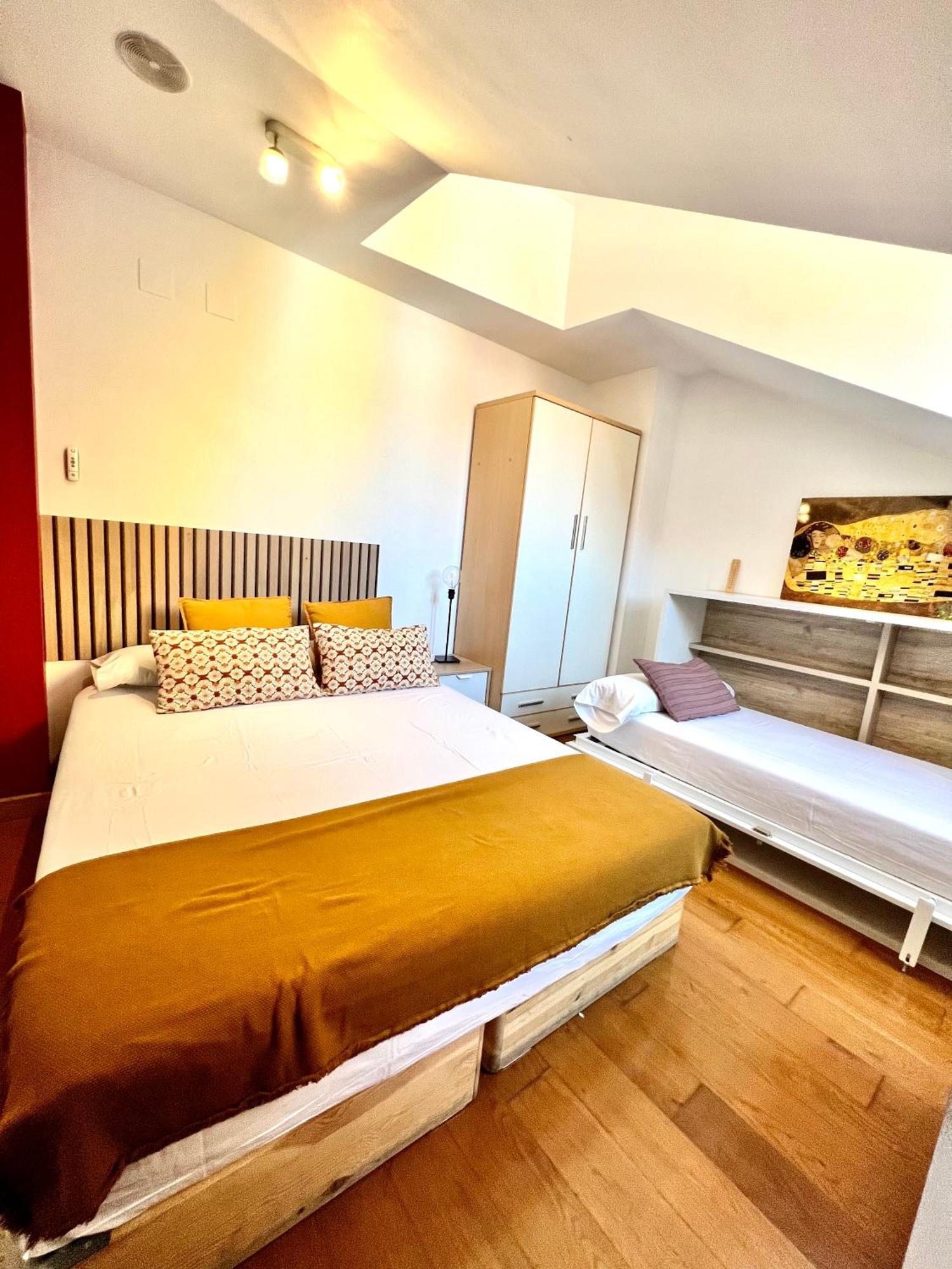Apartamentos San Antonio Aranda de Duero Εξωτερικό φωτογραφία