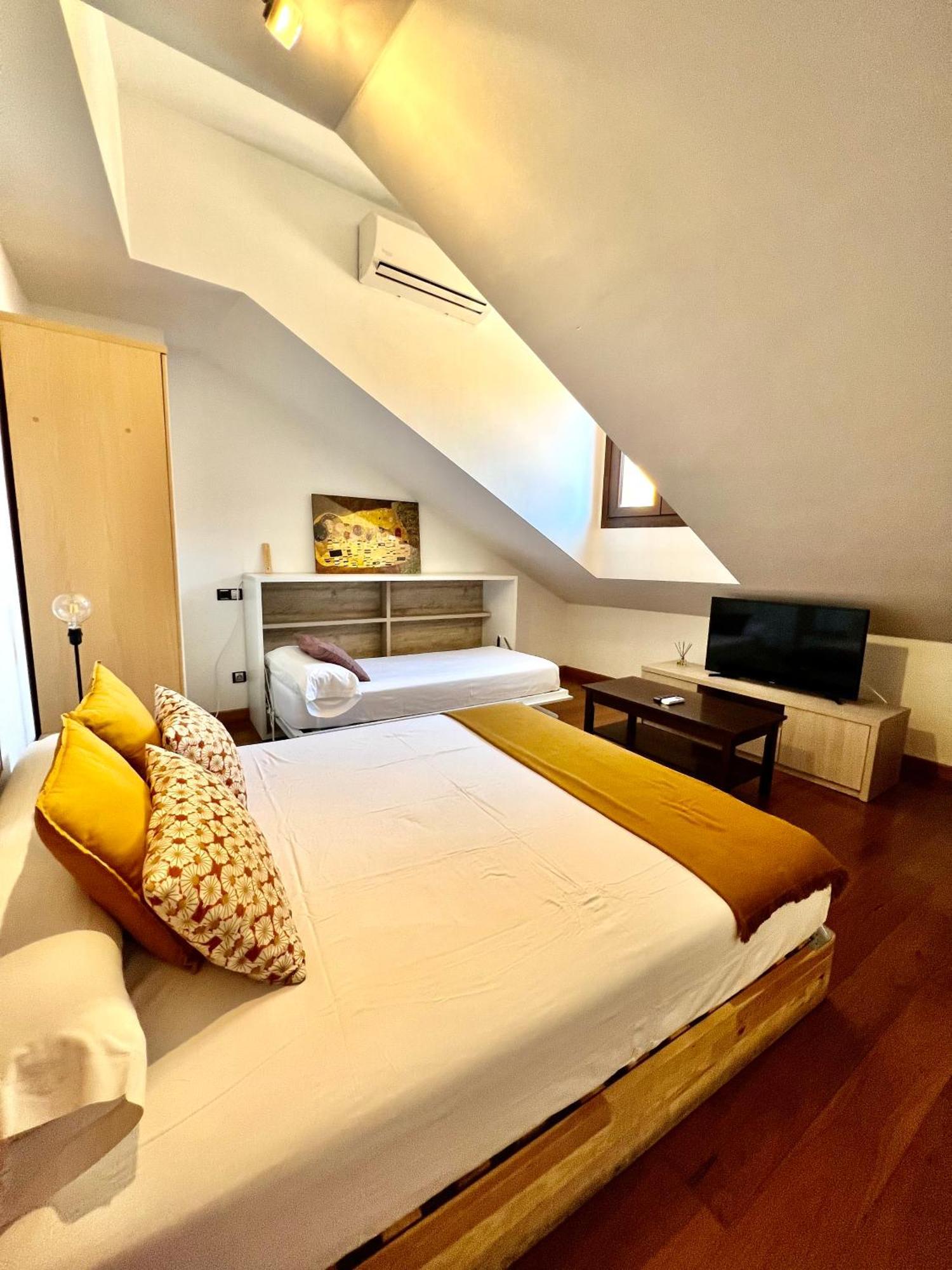 Apartamentos San Antonio Aranda de Duero Εξωτερικό φωτογραφία