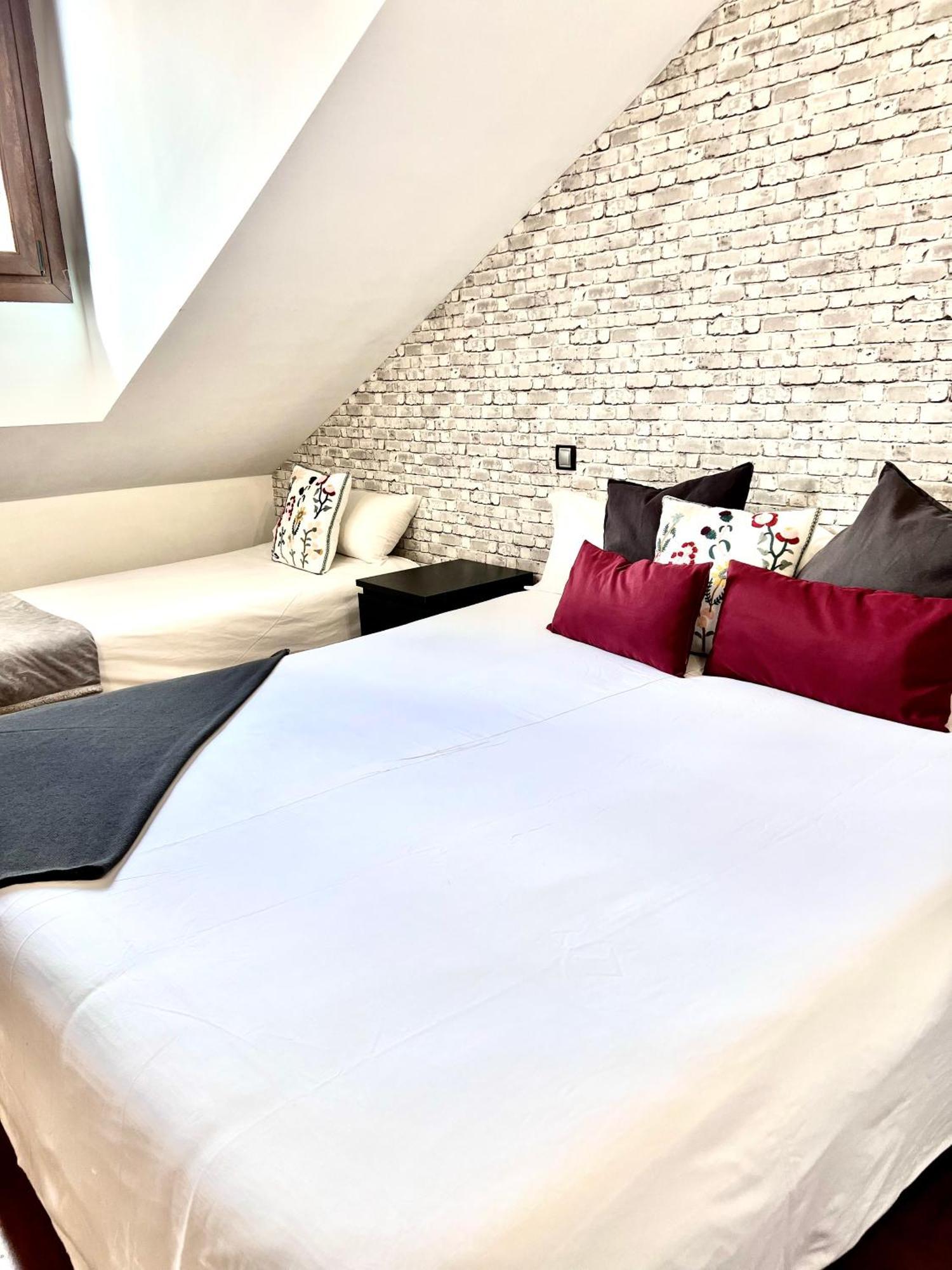 Apartamentos San Antonio Aranda de Duero Εξωτερικό φωτογραφία