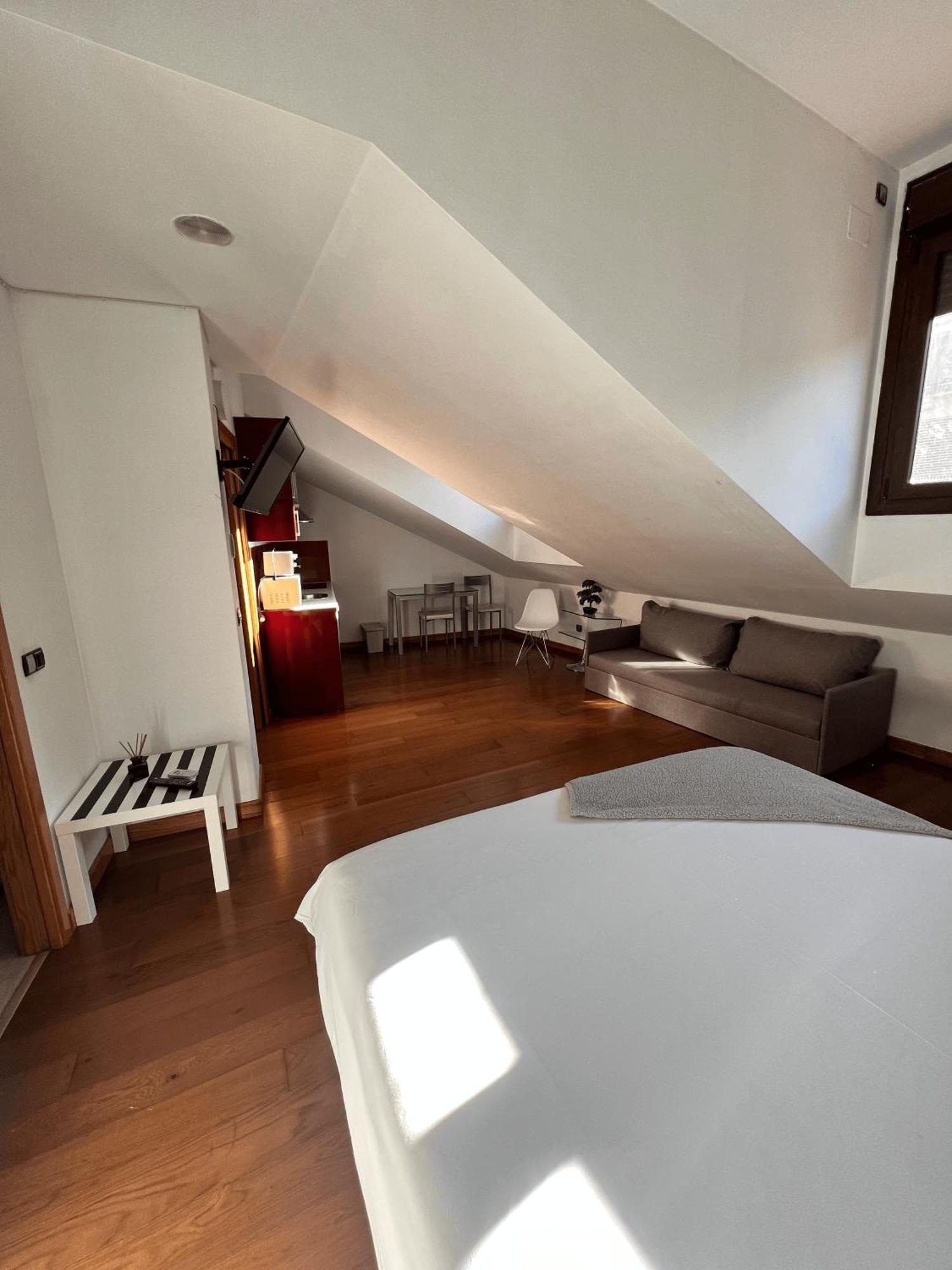 Apartamentos San Antonio Aranda de Duero Εξωτερικό φωτογραφία
