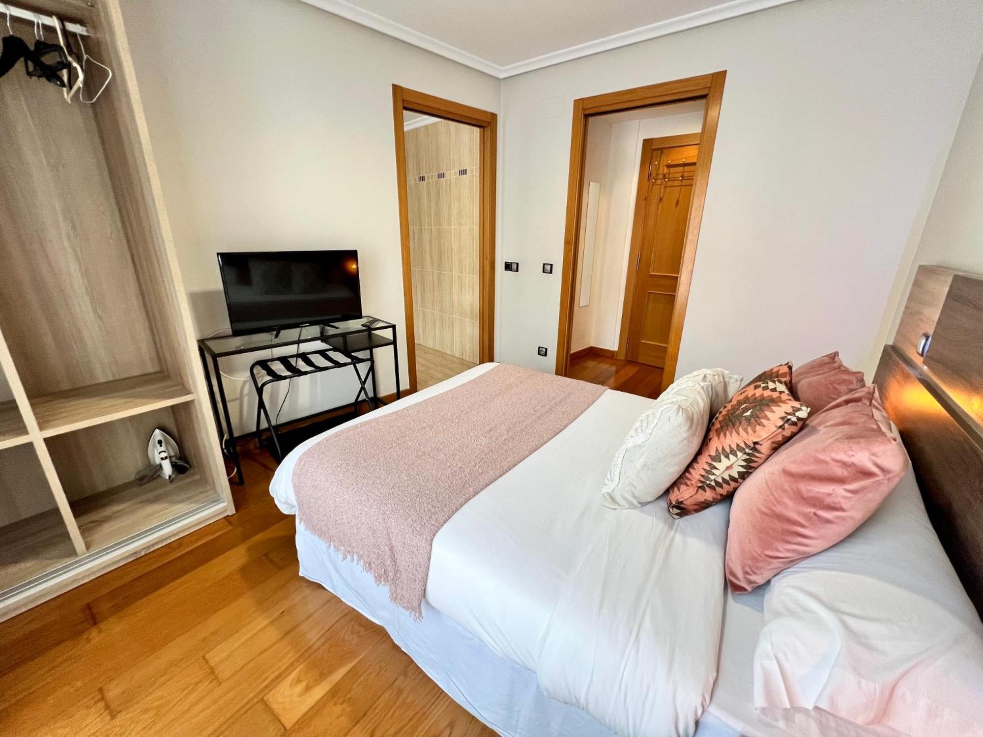 Apartamentos San Antonio Aranda de Duero Εξωτερικό φωτογραφία